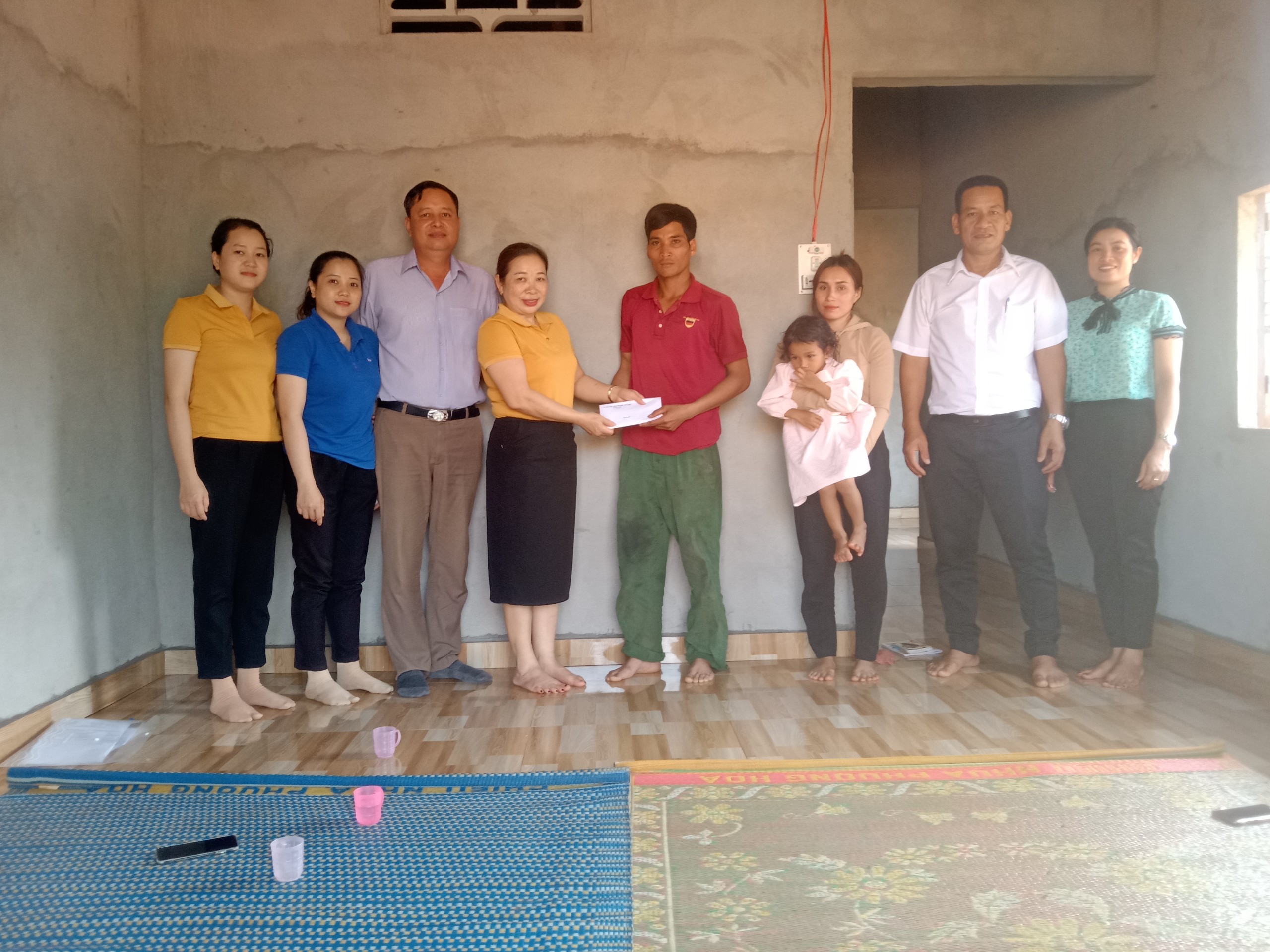 . UBMTTQ Việt Nam xã Ea Khăl tổ chức Lễ bàn giao nhà “Đại đoàn kết” cho hộ cận nghèo tại Buôn Đung B